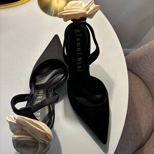 Gianni Bini Black Satin Pumps